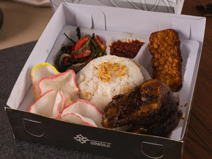 Nasi Ayam Bakar — Saji Box Reguler