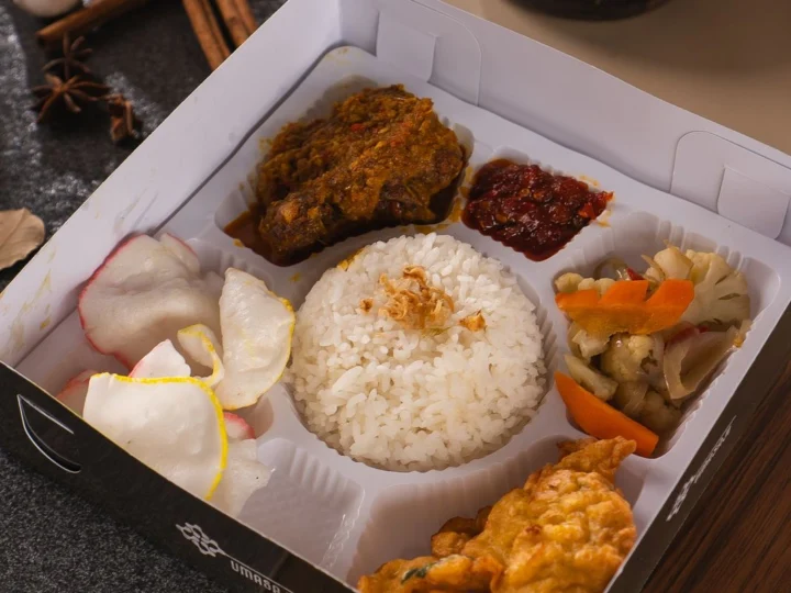 Nasi Ayam Betutu — Saji Box Reguler