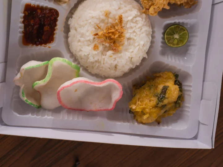 Nasi Ayam Goreng Tepung — Saji Box Reguler