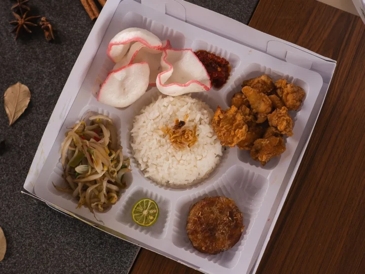 Nasi Ayam Karage — Saji Box Reguler