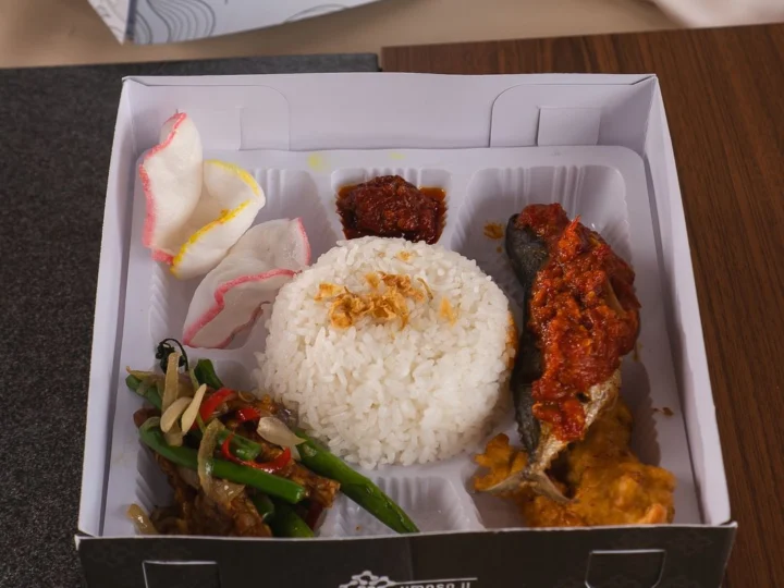 Nasi Ikan Balado — Saji Box Reguler