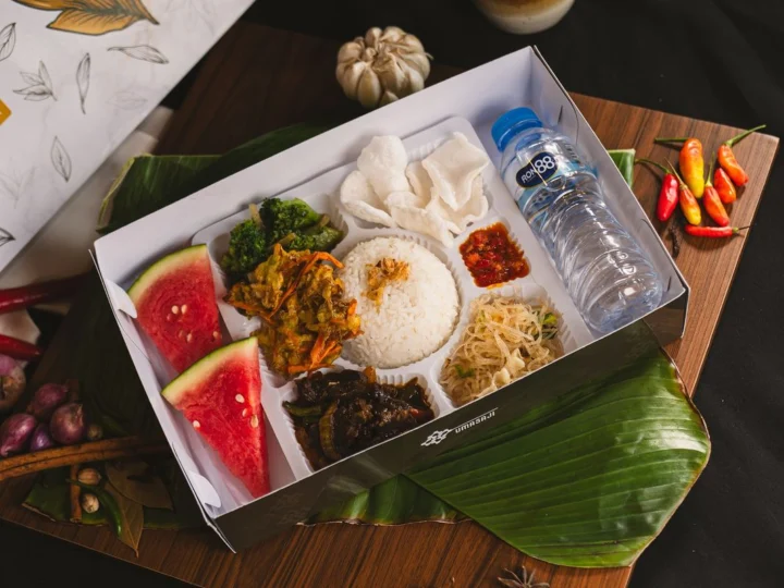 Nasi Sapi Lada Hitam — Saji Box Premium